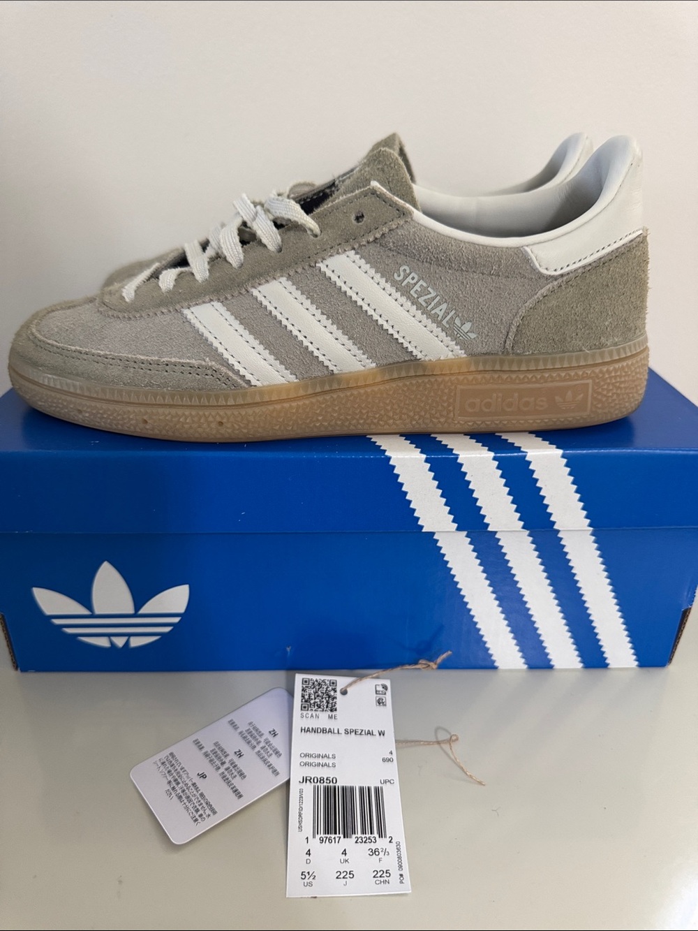 adidas Handball Spezial Suede Sneakers